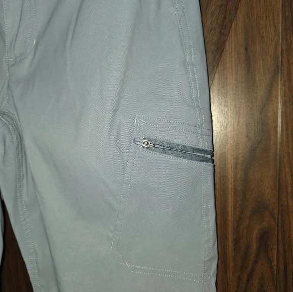 Women's Athletic EDDIE BAUER Travex Hiking Capri's Size 4 - Picture 3 of 7